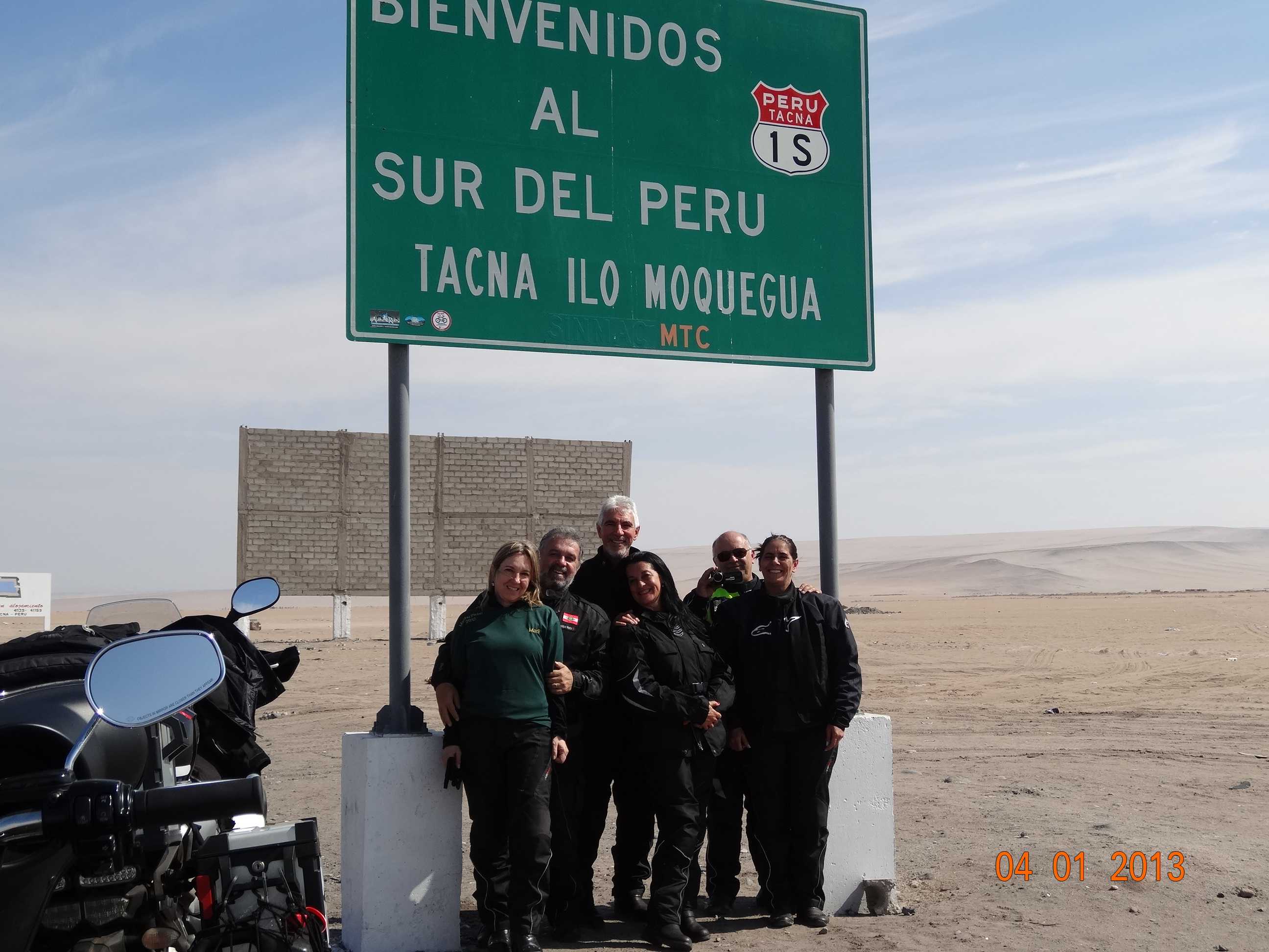 O Grupo já no PERU após Aduana
