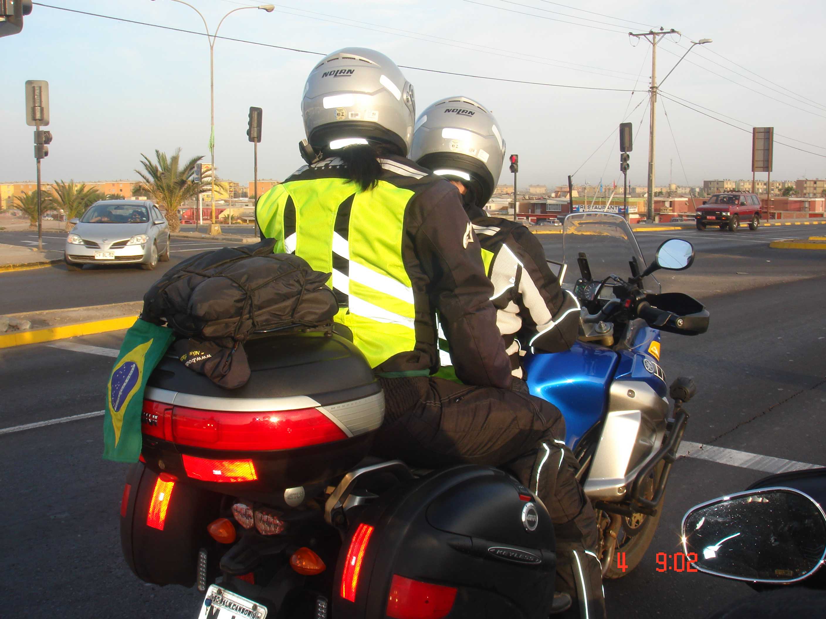 Capas de chuva pronta para ser usada.