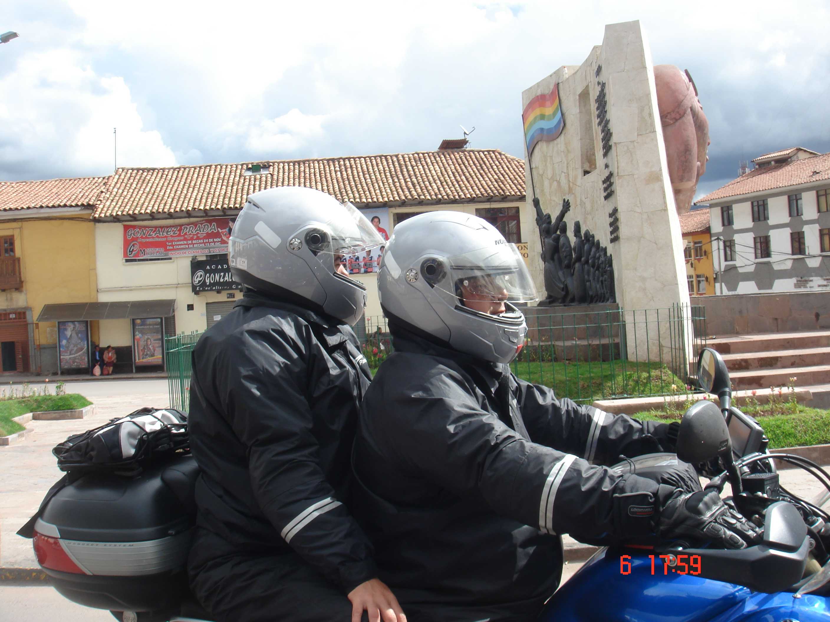 Vestido para chuva e frio...