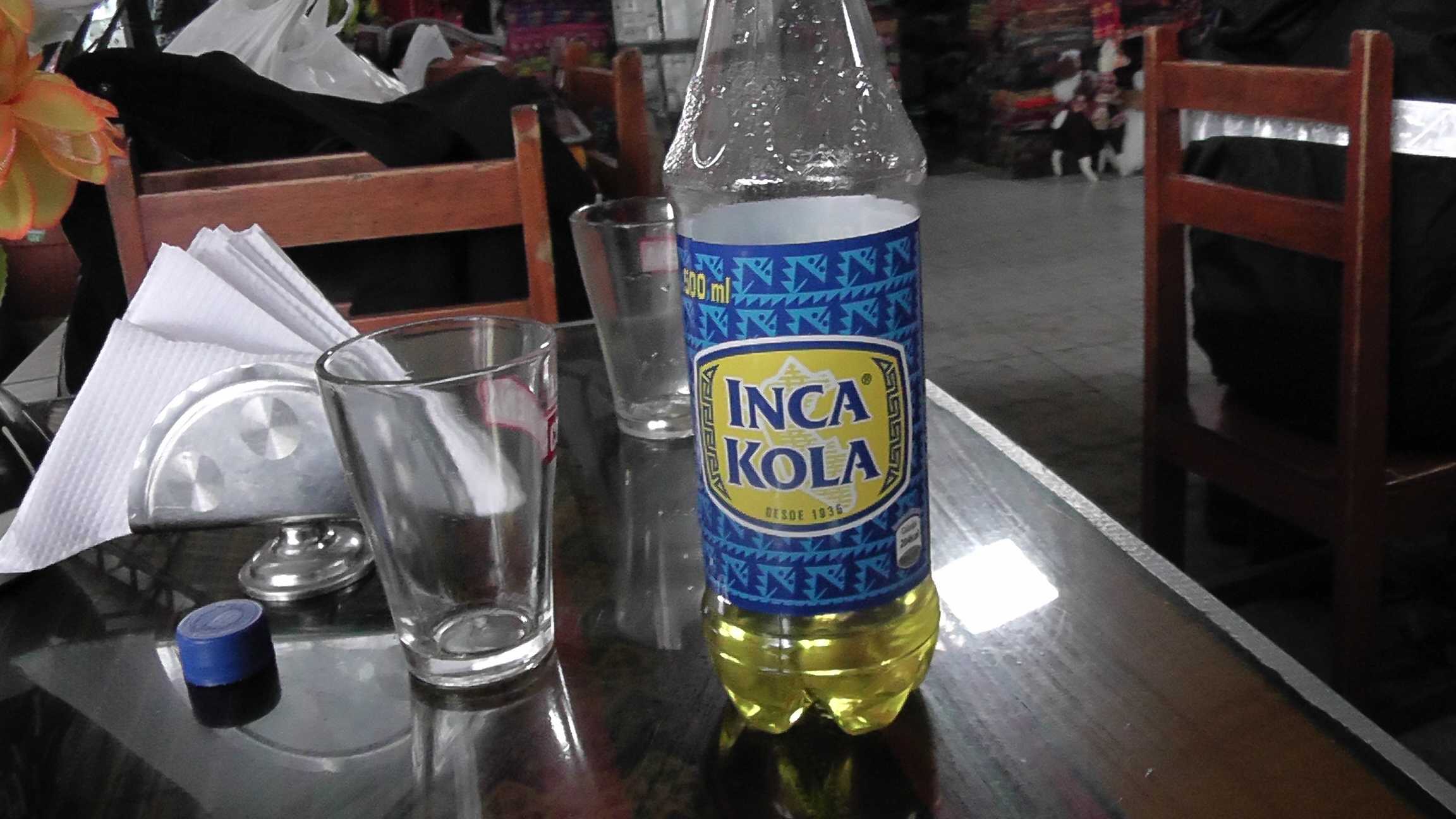 Famosa Inka Kola - Gosto de Q-suco com gás...