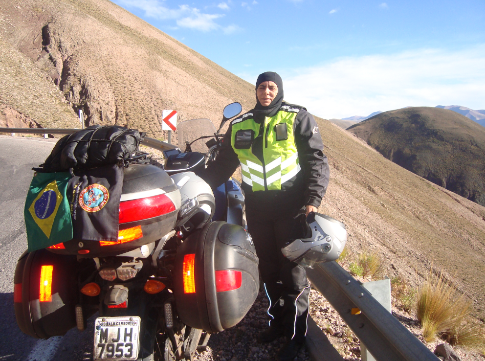 Silvana em viagem anterior - Faltando oxigenio  nas Cordilheiras