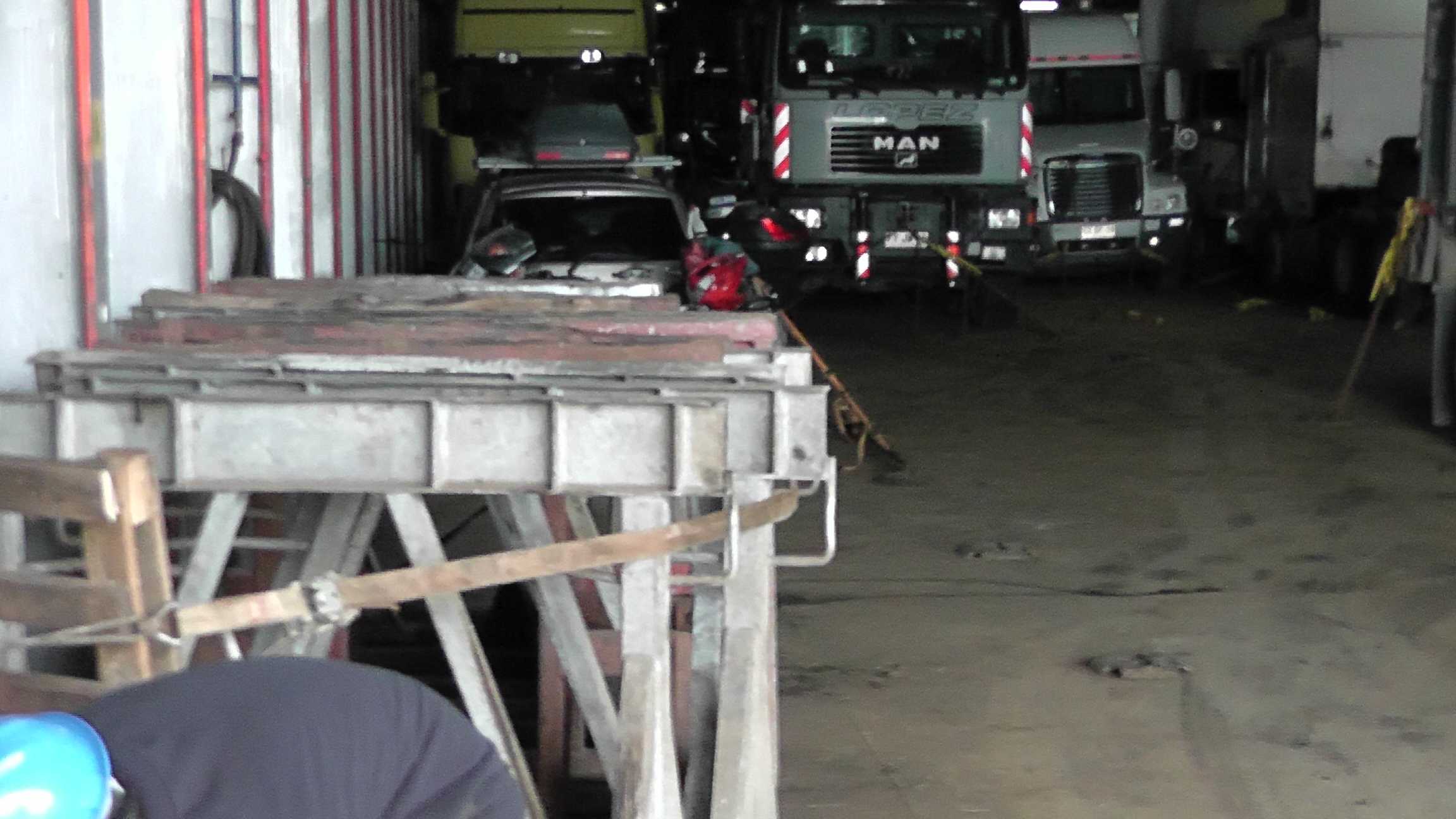 A Ducati um carro e depois nossas duas motos