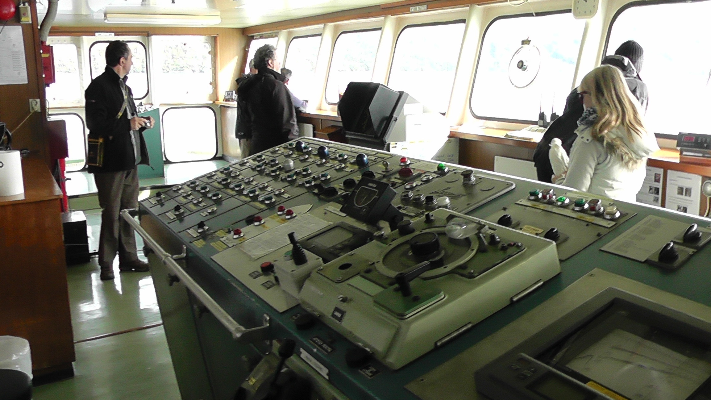 Controles na Ponte de comando II