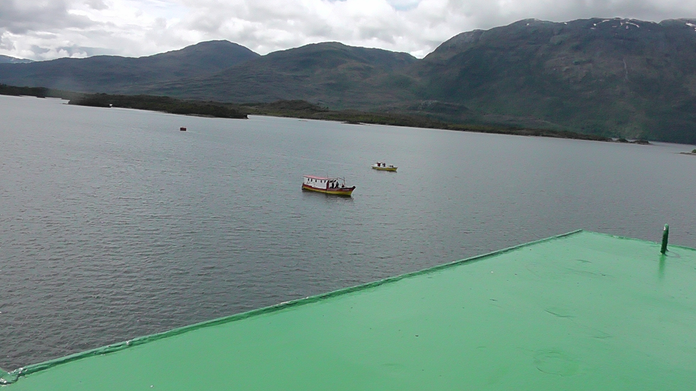 Embarque e desembarque em Puerto Eden II