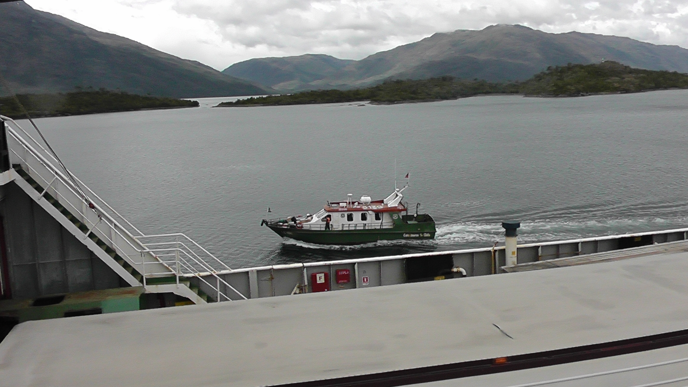 Embarque e desembarque em Puerto Eden V