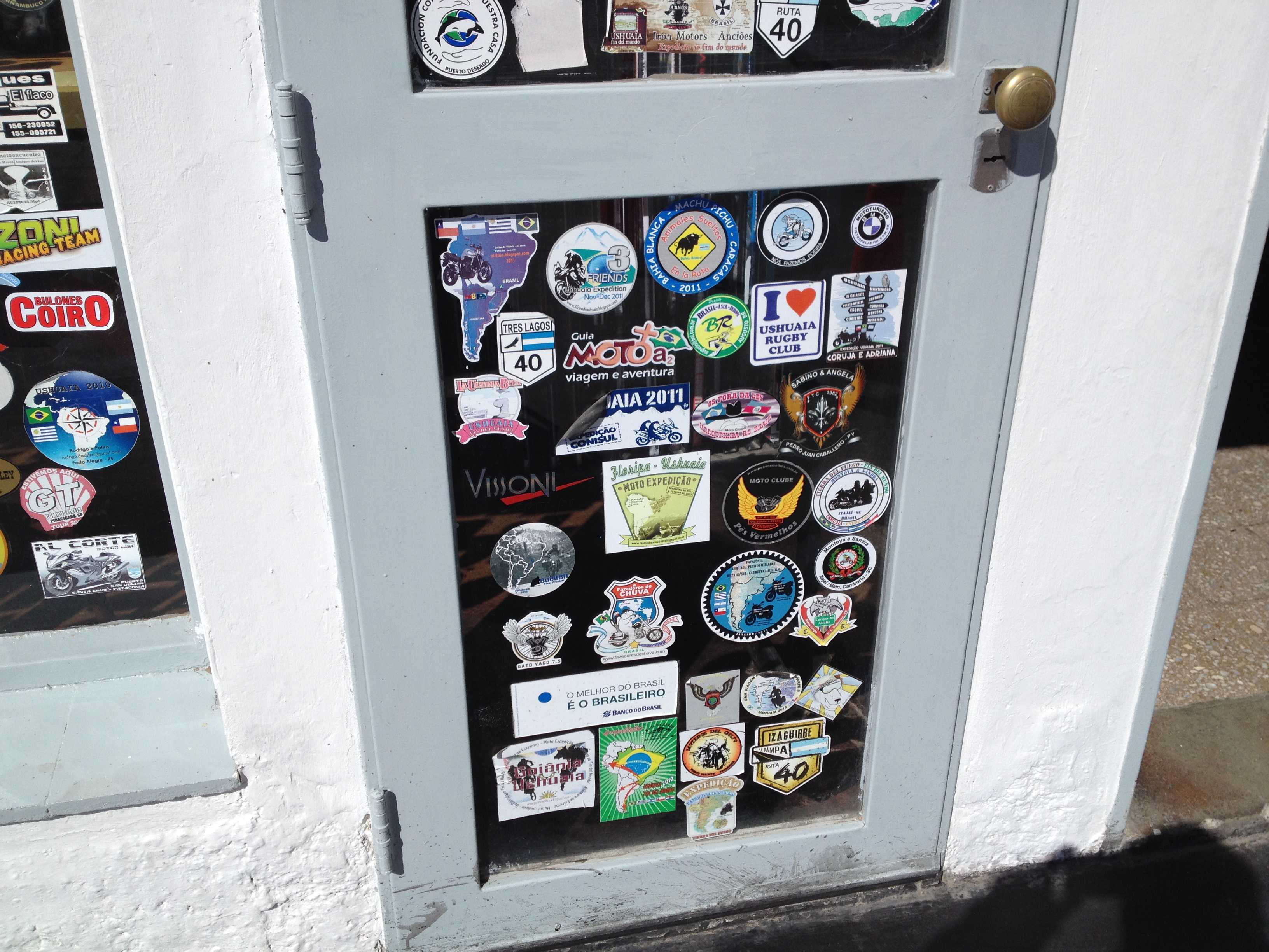 Procurando seu adesivo II