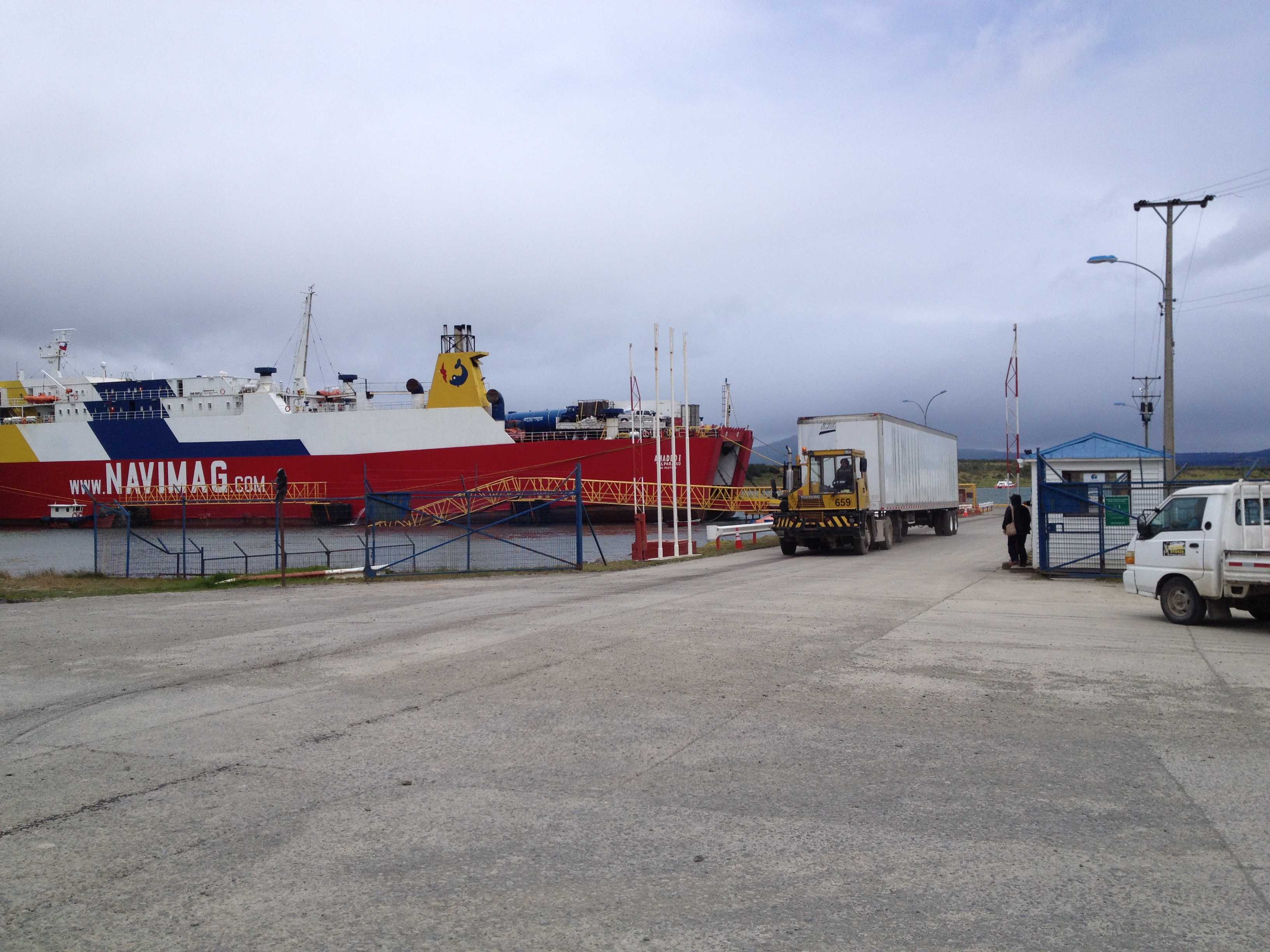 Descarregando mais uma carreta