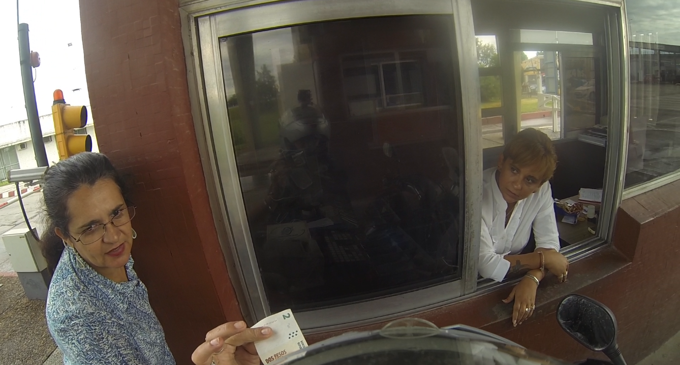 OBA!!!!  veio 2 pesos de presente....