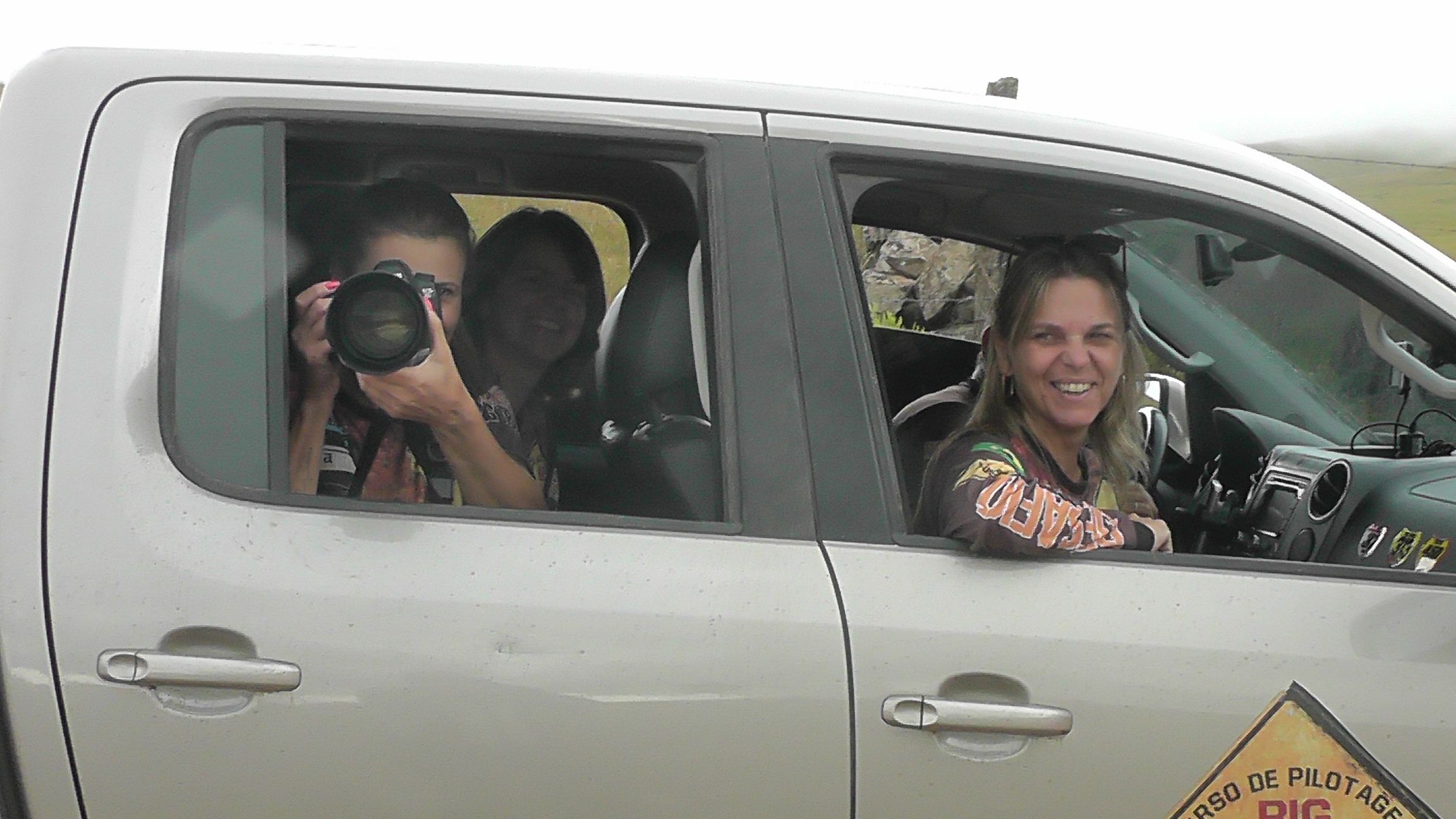 Turma simpática do apoio. Um click para nossa querida fotografa Jana.