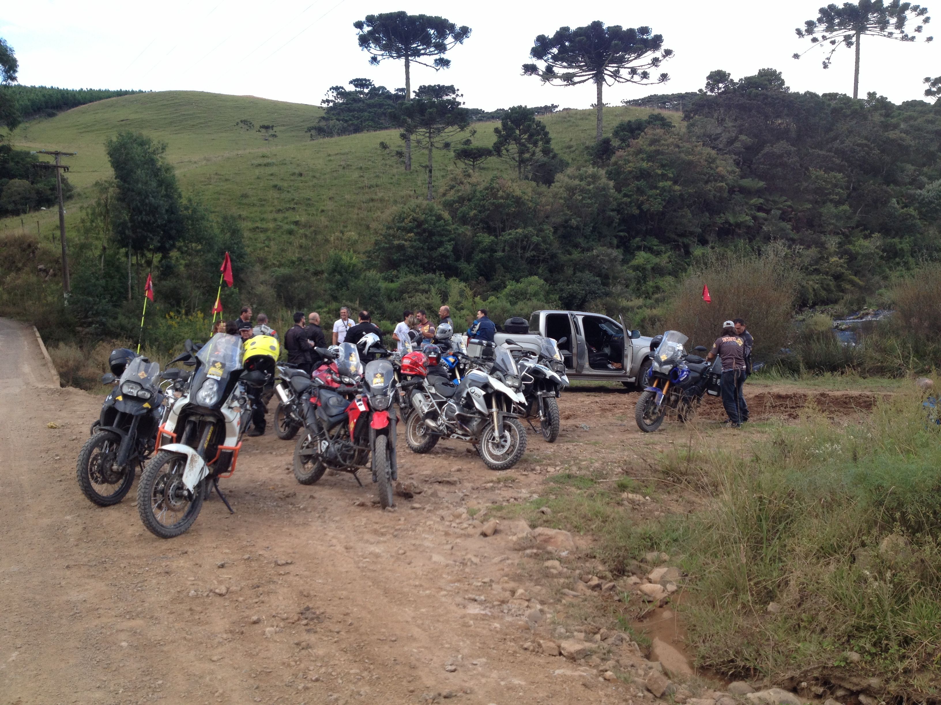 Um energético, um sanduíche , uma fruta, uma festa... 