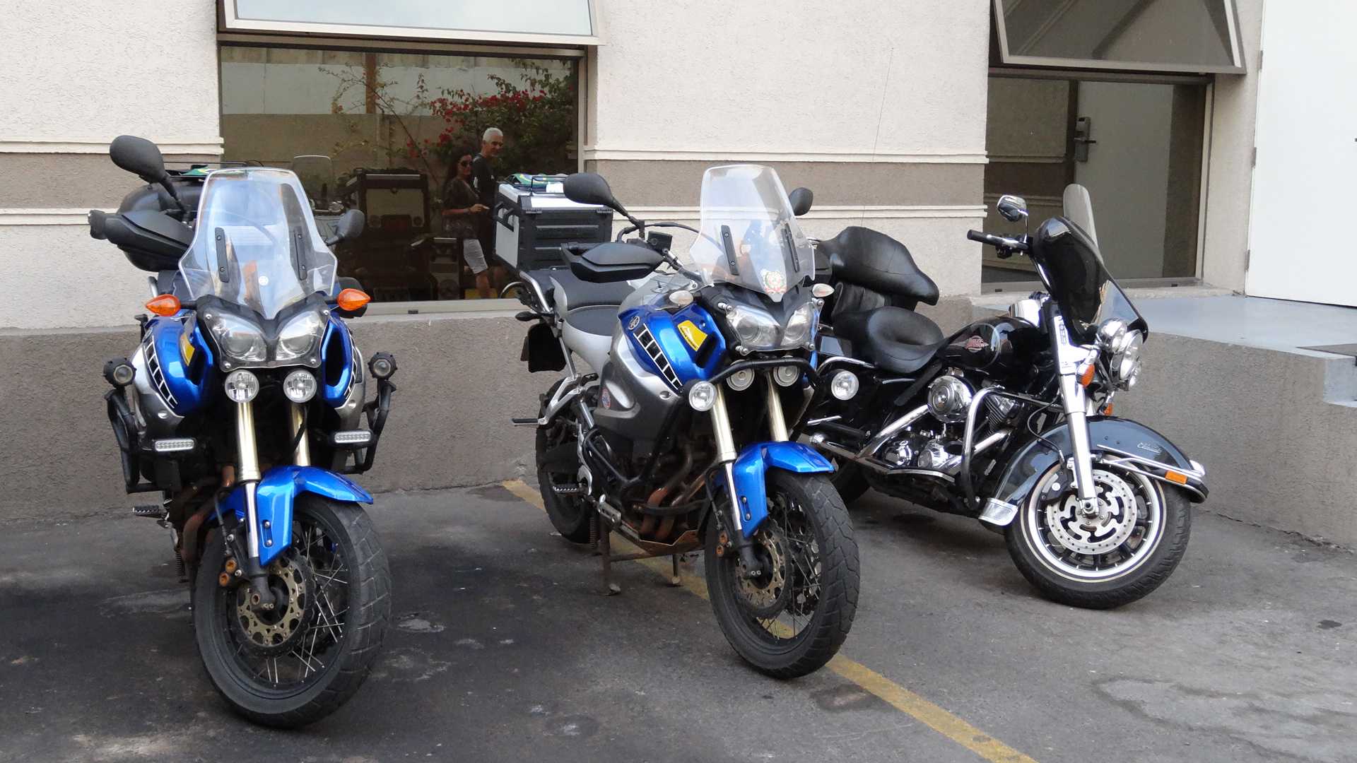 As motos já lavadas