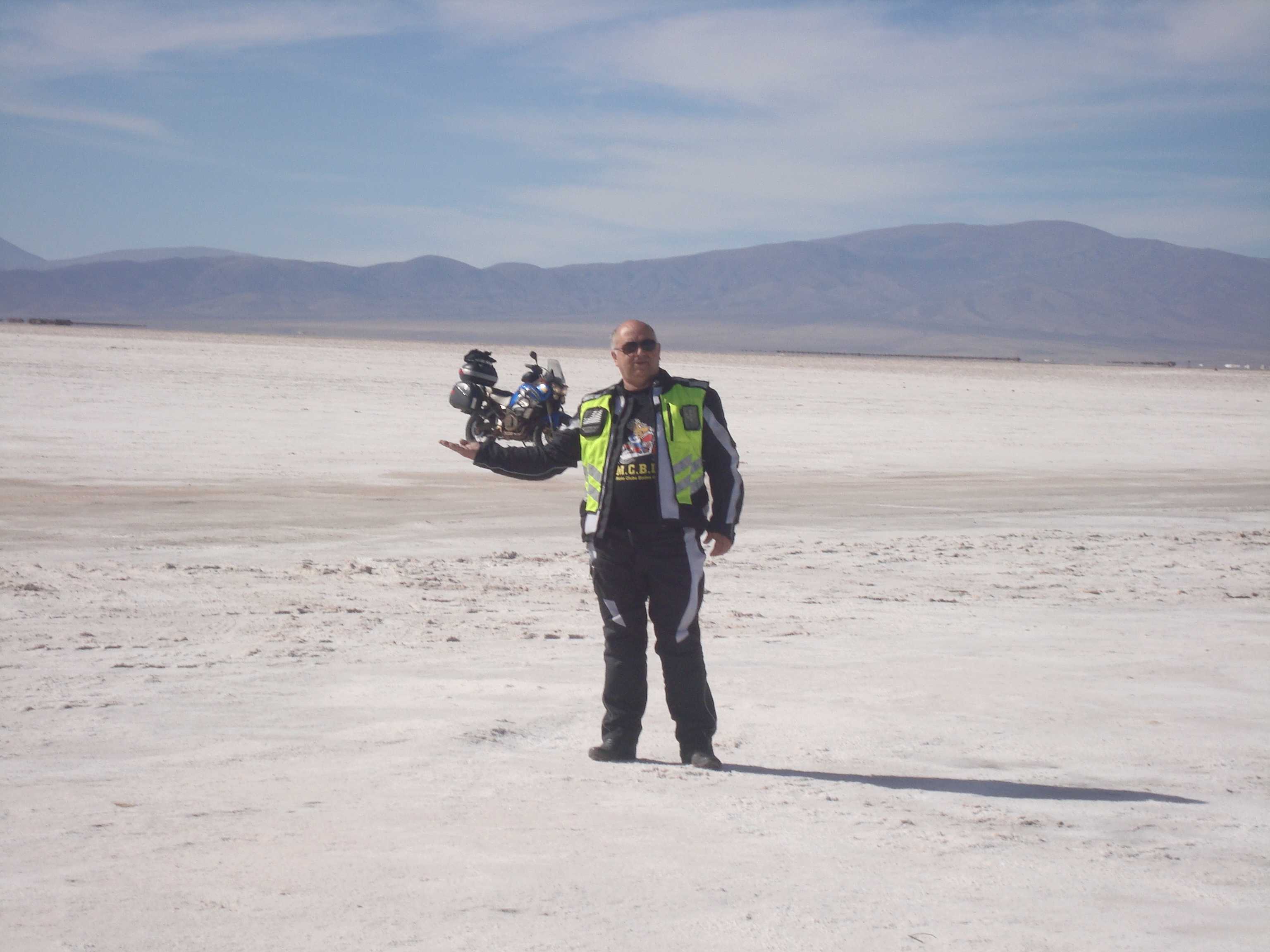 Segurando no braço...